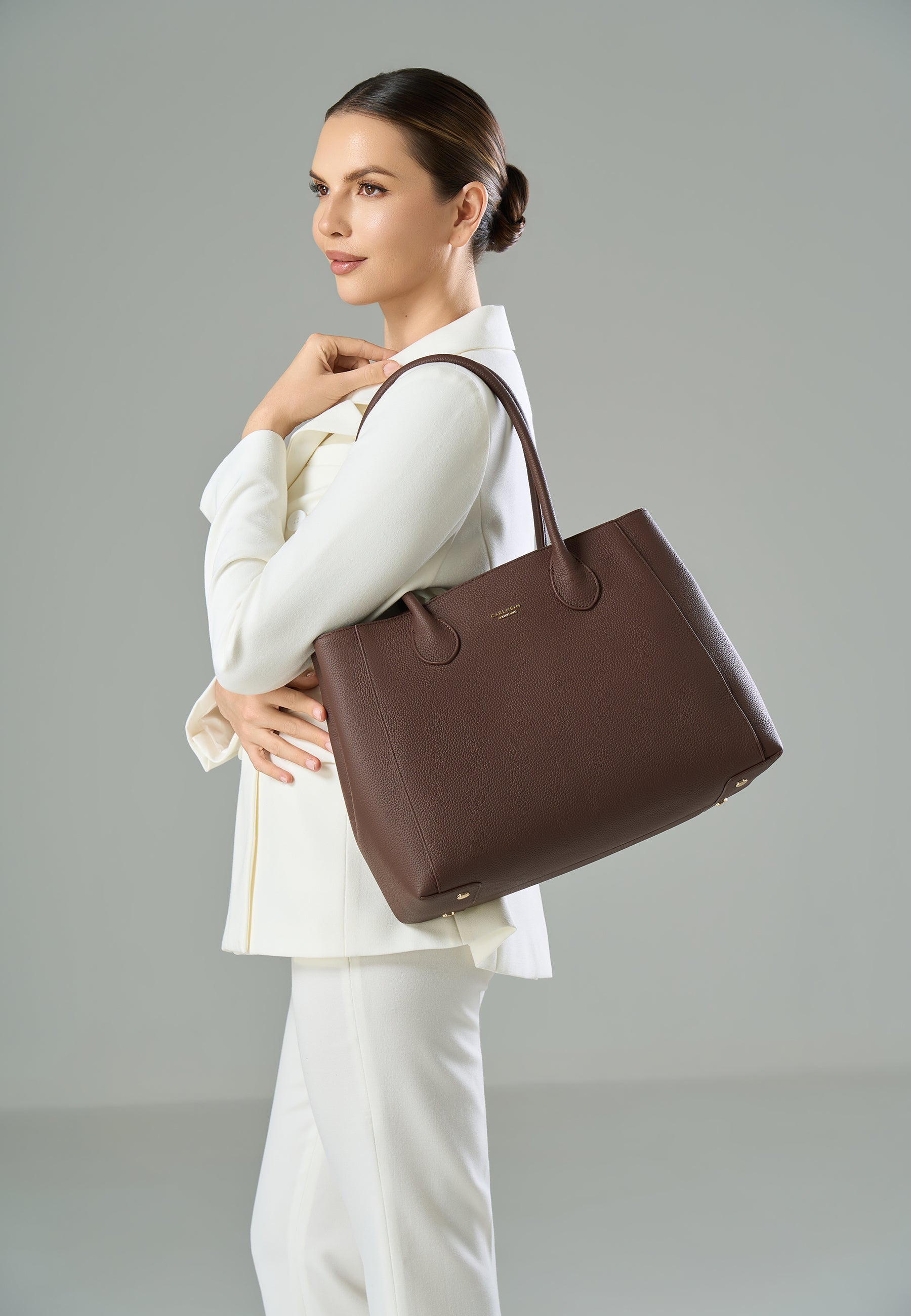 CH16771-P-BR.jpg